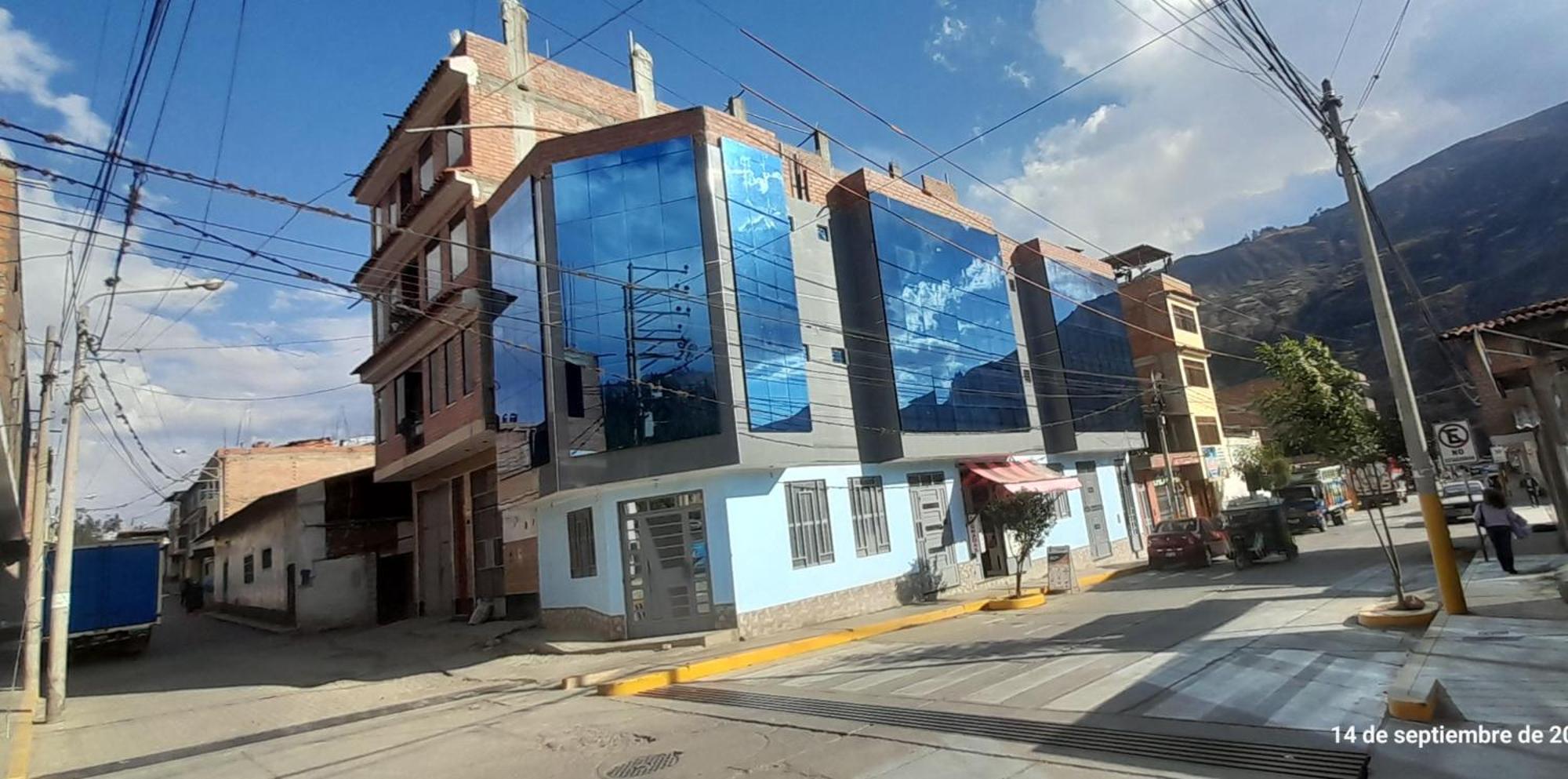 Hostal Pura Casta Hotel Carhuaz Eksteriør billede